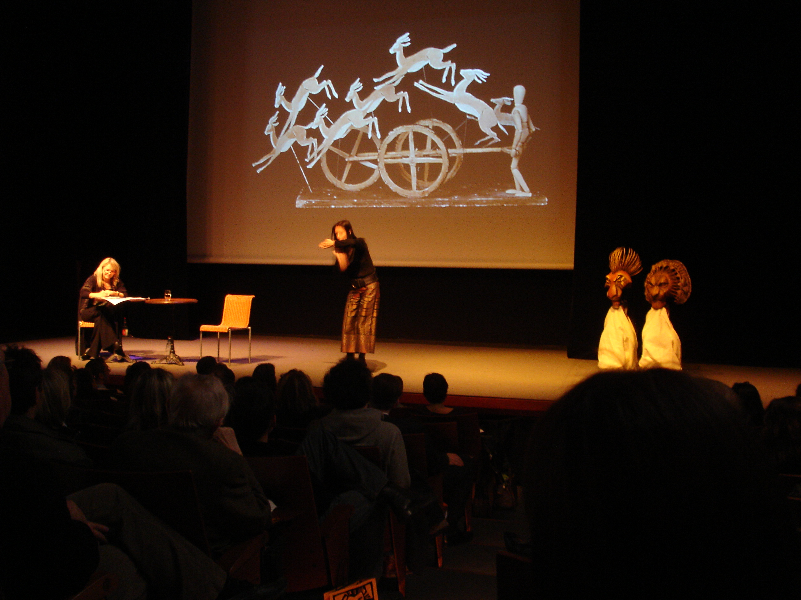Conférence de Presse de Julie Taymor Le Roi Lion